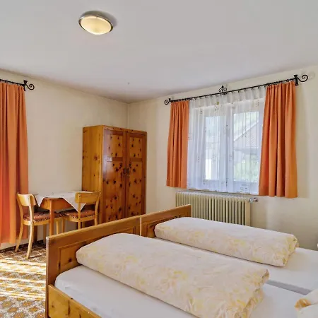Holiday Tiroler Gastehaus 2