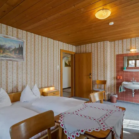 Holiday Tiroler Gastehaus 2