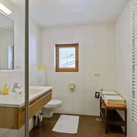 Holiday Tiroler Gastehaus 2